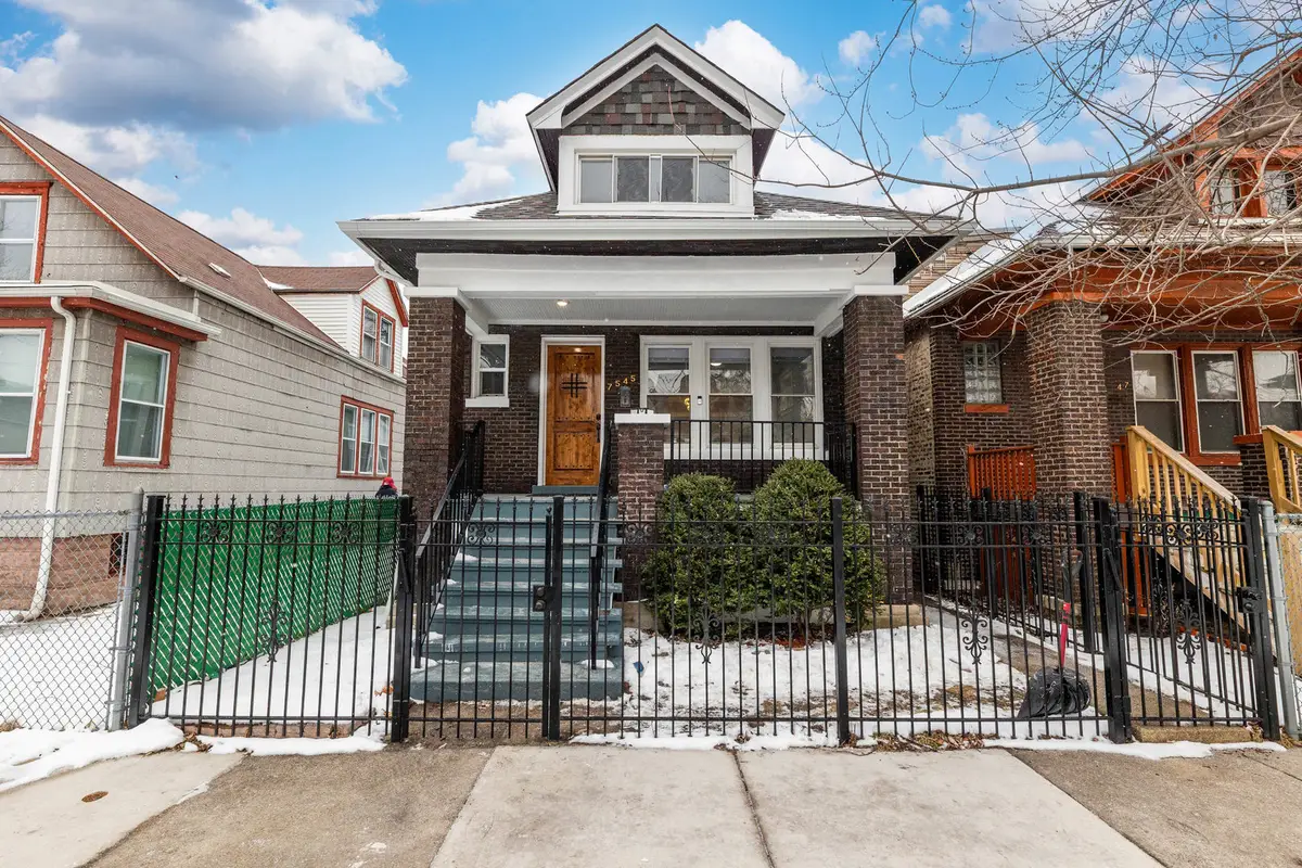 7545 S Rhodes Avenue, Chicago, IL 60619 - #1