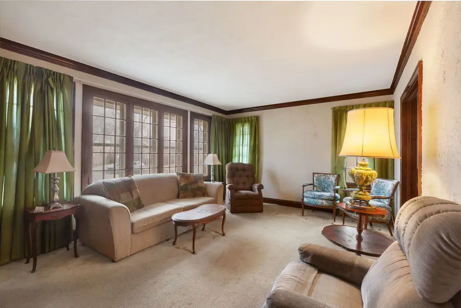 556 Orchard Court, Des Plaines, IL 60016 - #2