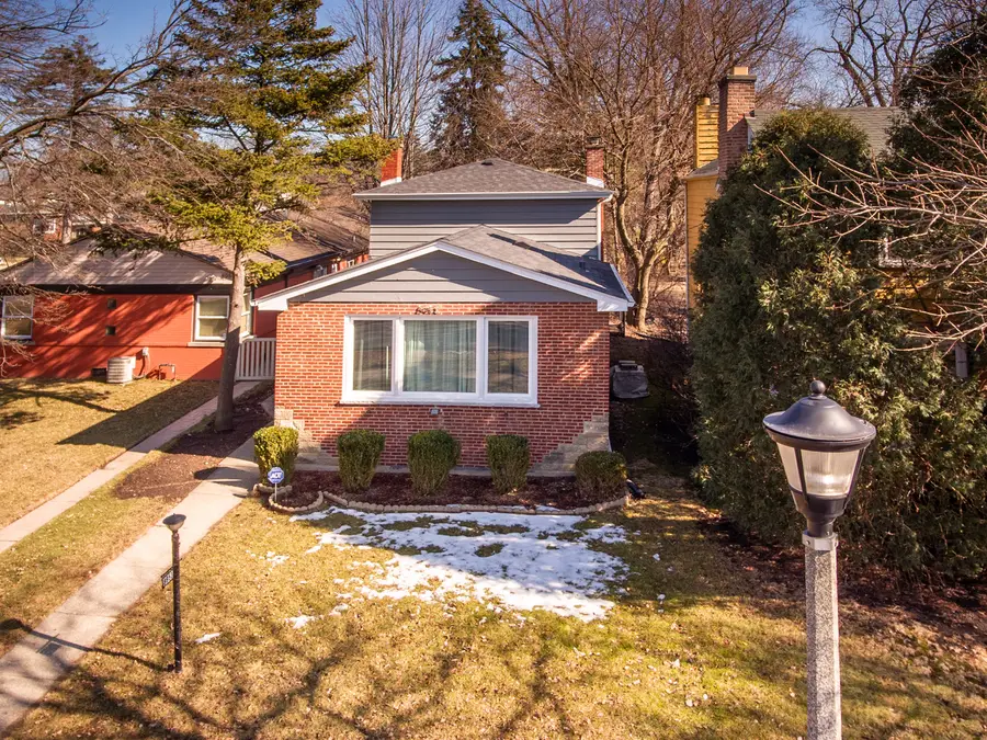 8953 Central Park Avenue, Evanston, IL 60203 - #2