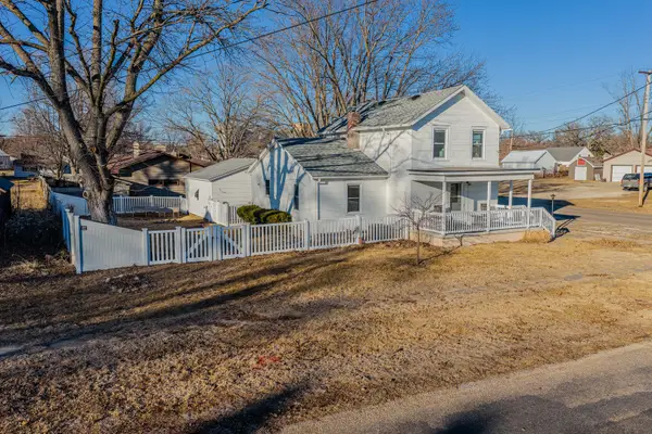 220 E 2nd Street, Wyanet, IL 61379