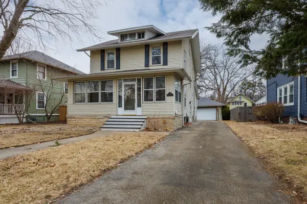 1510 E Olive Street, Bloomington, IL 61701