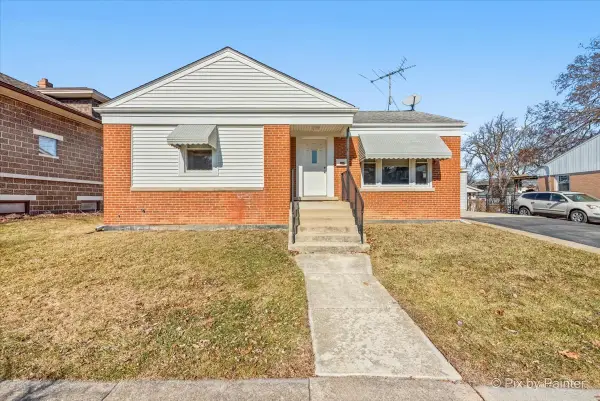 1630 Henry Avenue, Des Plaines, IL 60016