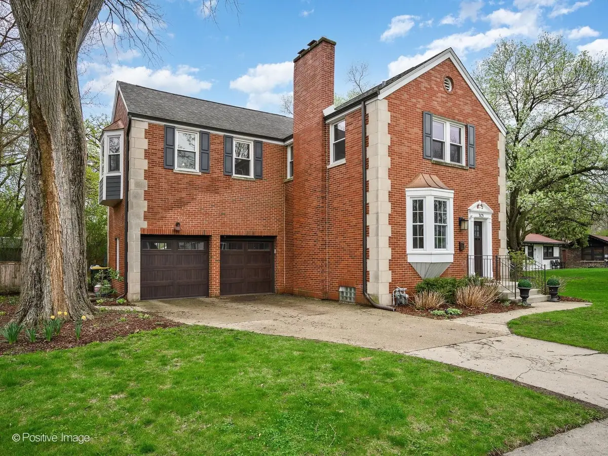 305 Maplewood Road, Riverside, IL 60546 - #1