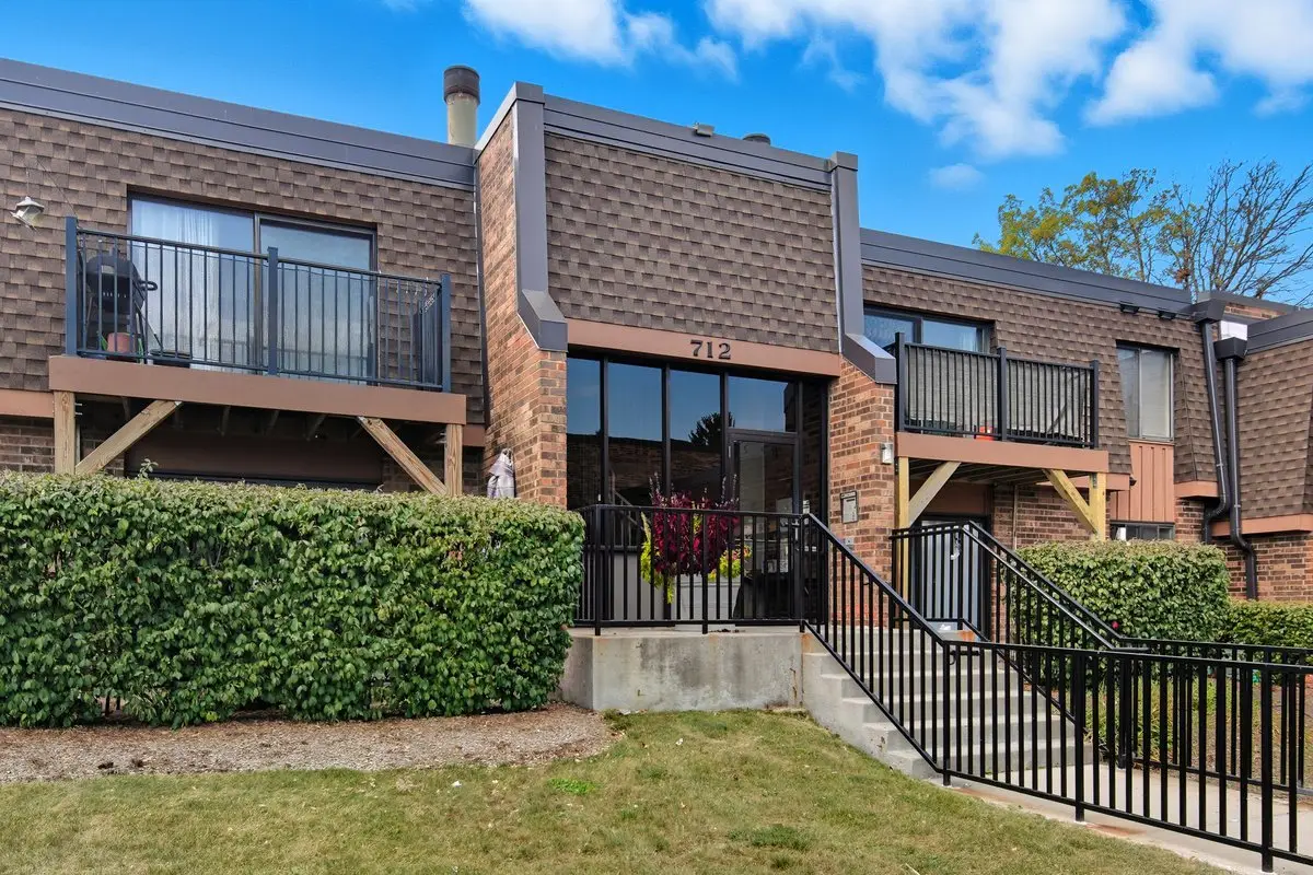 712 Tipperary Court #1C, Schaumburg, IL 60193 - #1