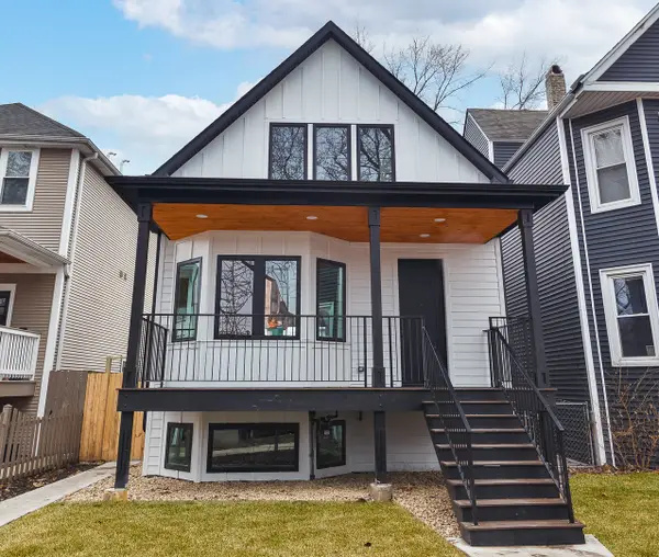 3727 W Sunnyside Avenue, Chicago, IL 60625