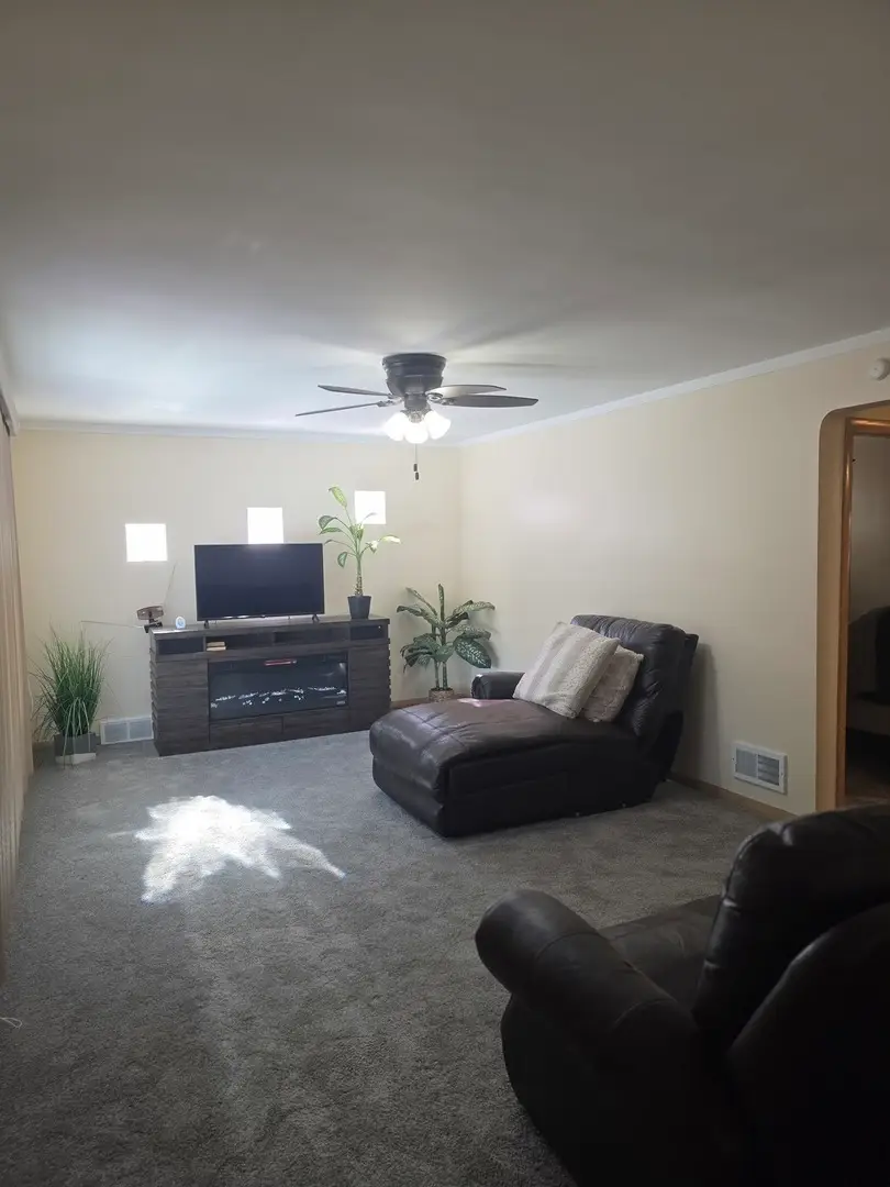 8634 S Kolin Avenue, Chicago, IL 60652 - #2