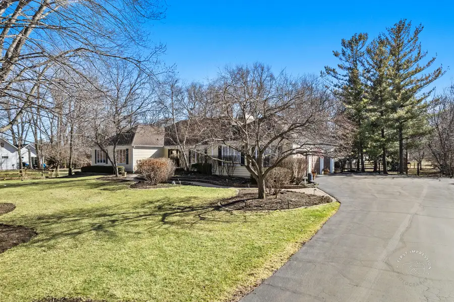 32W225 Pratt Road, Wayne, IL 60184 - #2