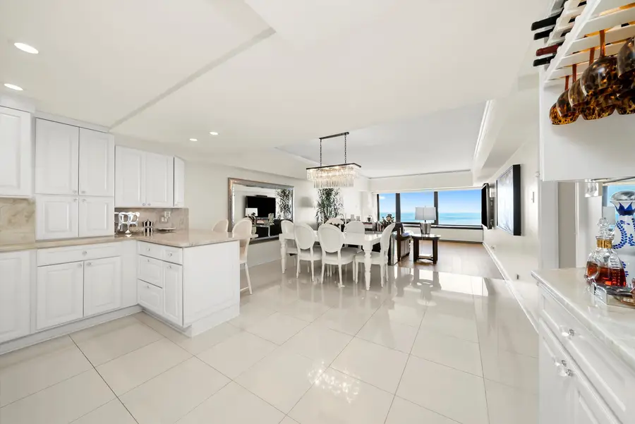 175 E Delaware Place #7107, Chicago, IL 60611 - #2