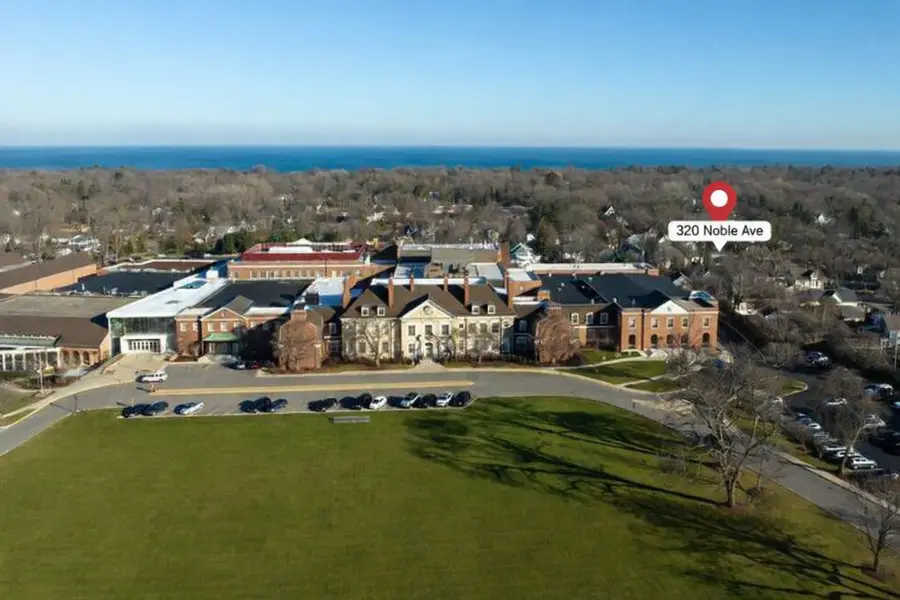 320 Noble Avenue, Lake Forest, IL 60045 - #3