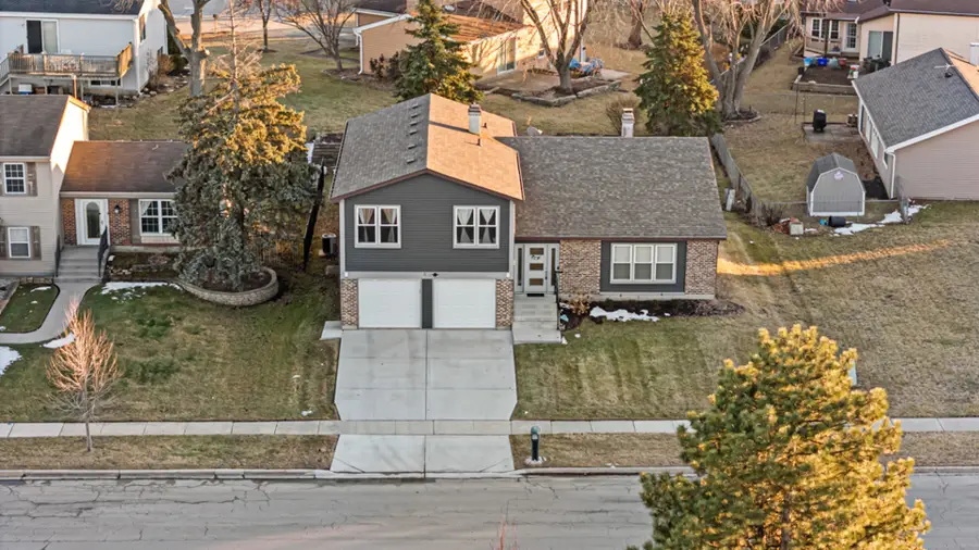 51 W Stevenson Drive, Glendale Heights, IL 60139 - #2