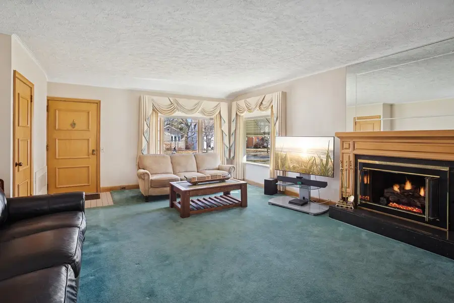 520 S Cornell Avenue, Villa Park, IL 60181 - #3