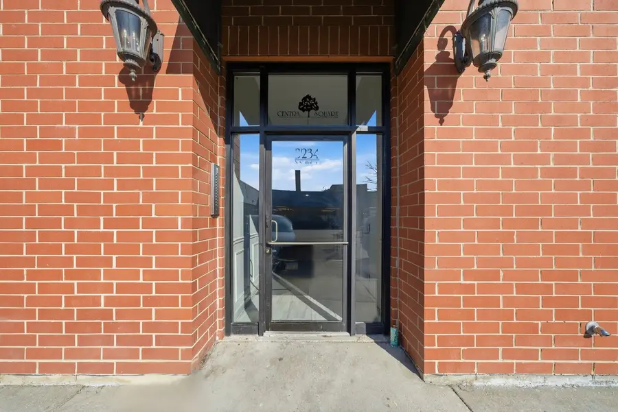3234 N Central Avenue #304, Chicago, IL 60639 - #3