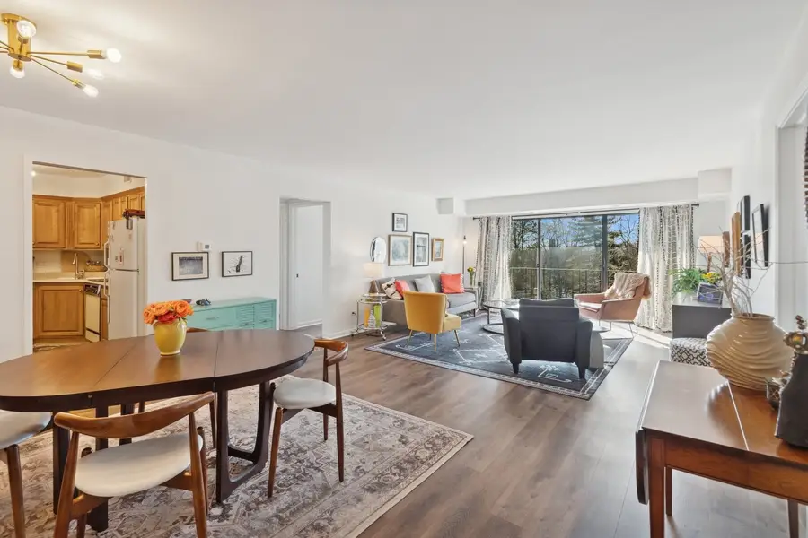 235 Ridge Road #4J, Wilmette, IL 60091 - #2