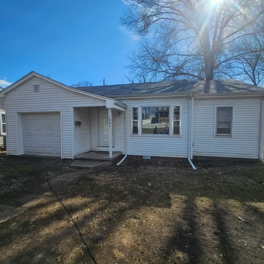 1005 Pace Avenue, Mount Vernon, IL 62864 - #2