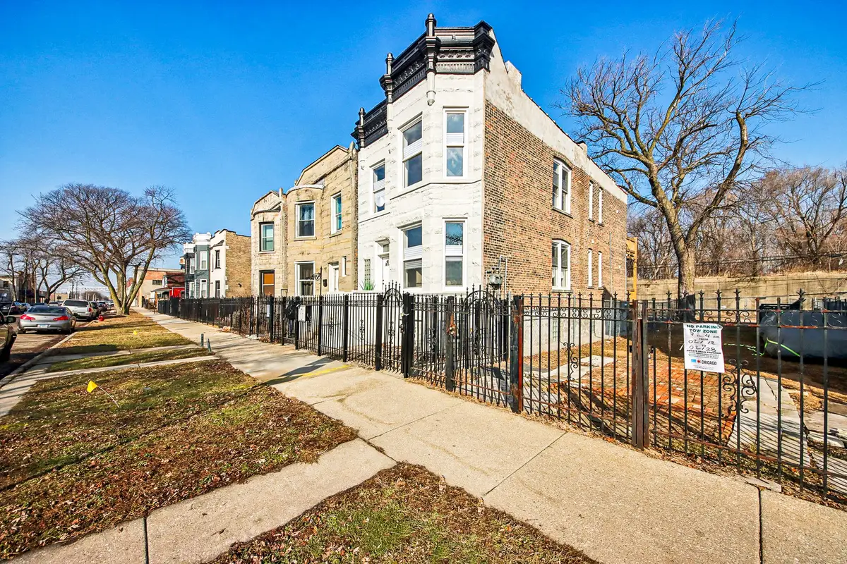 3918 W Fillmore Street, Chicago, IL 60624 - #1
