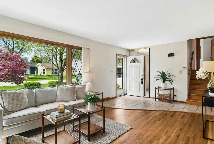 117 N Maple Street, Palatine, IL 60067 - #2