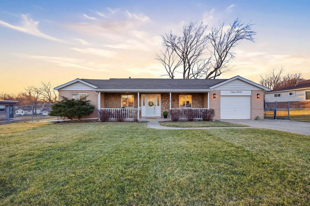 1120 N Bluebonnet Lane, Hoffman Estates, IL 60169 - #1