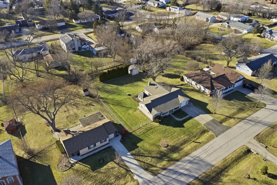 1120 N Bluebonnet Lane, Hoffman Estates, IL 60169 - #2