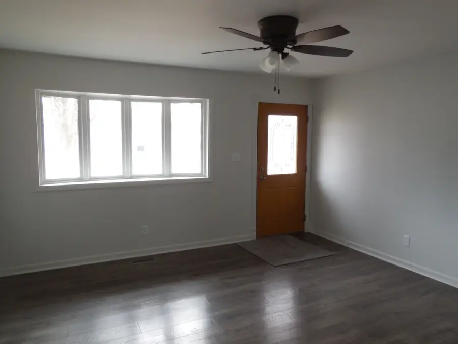 740 Hiawatha Drive, Ottawa, IL 61350 - #2