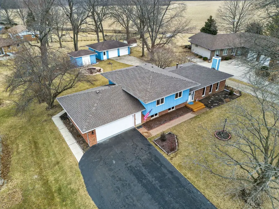 15 E Cedar Court, Yorkville, IL 60560 - #3