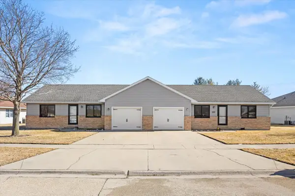 1605-1607 Schubert Drive, Morris, IL 60450