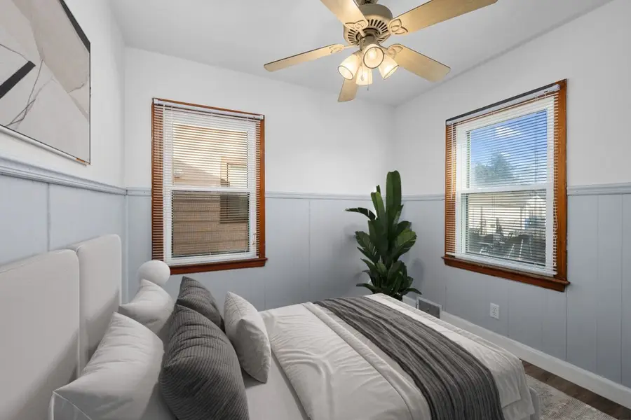 3223 Mckinley Avenue, Davenport, IA 52802 - #3