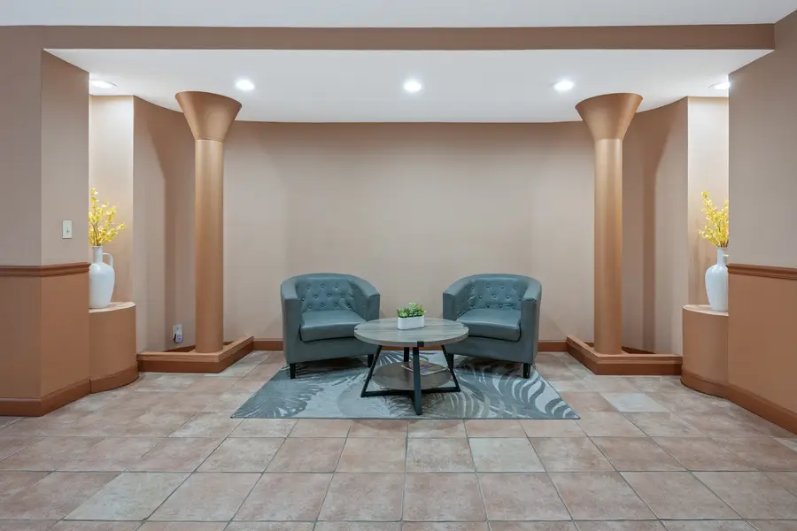 6150 N Kenmore Avenue #15C, Chicago, IL 60660 - #2