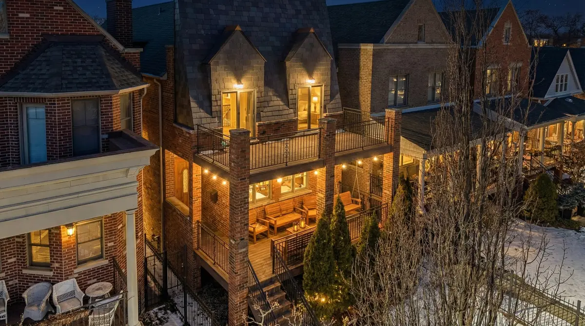 5038 N Ravenswood Avenue, Chicago, IL 60640 - #1