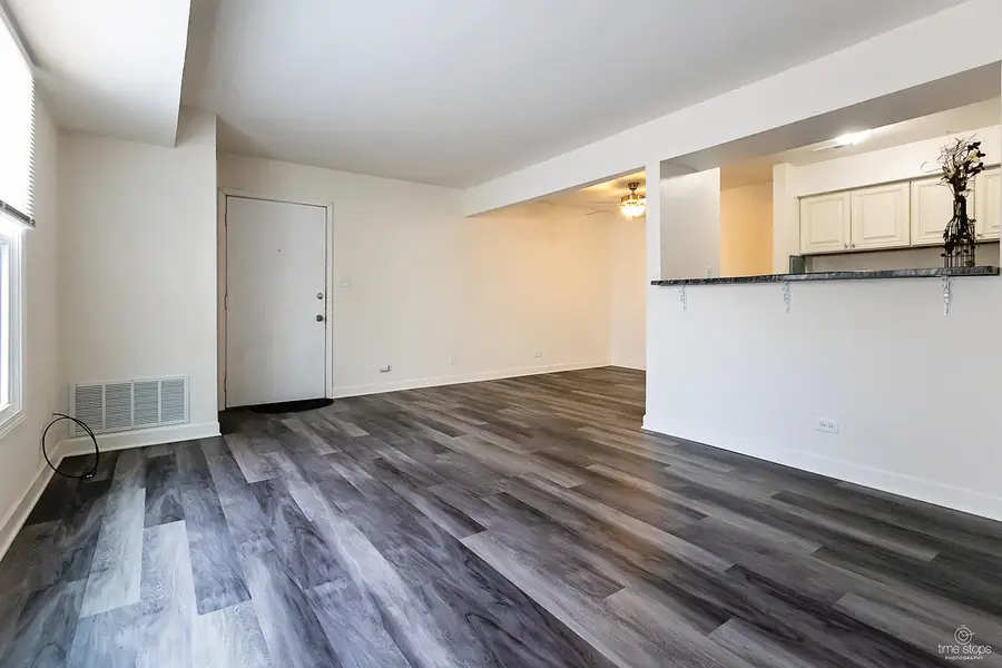 1387 S Glen Circle #D, Aurora, IL 60506 - #2