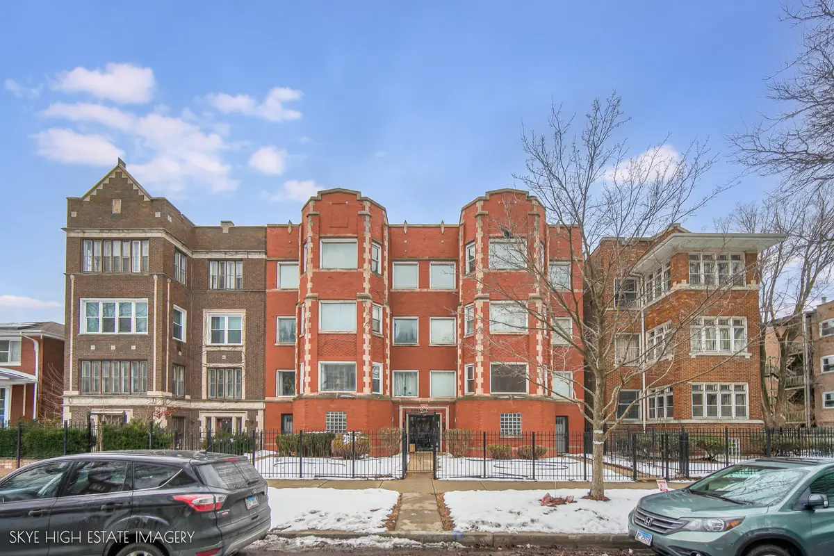 6720 S Paxton Avenue #3N, Chicago, IL 60649 - #1
