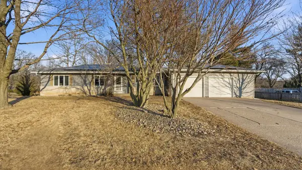 2610 31st Street, Moline, IL 61265