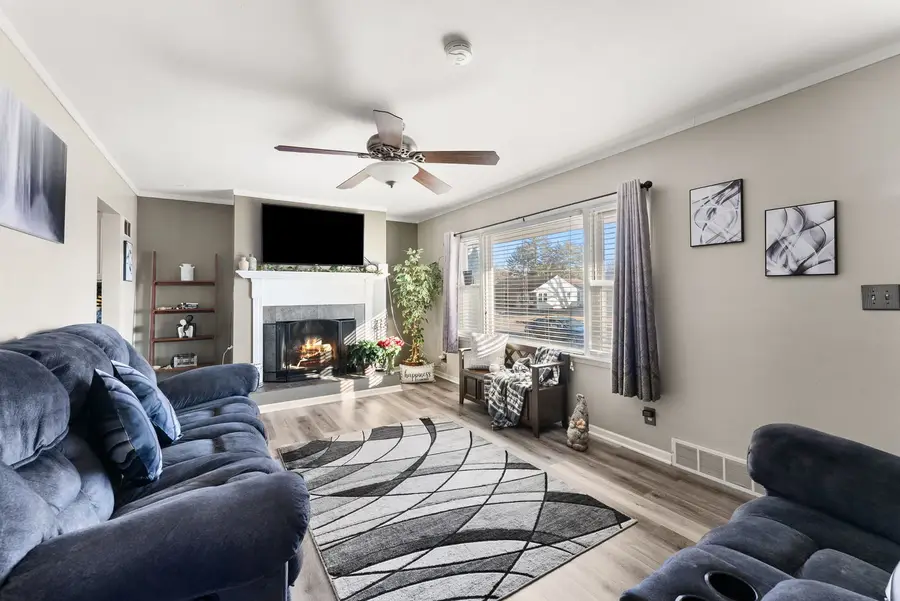 2422 Dugan Court, Davenport, IA 52804 - #2