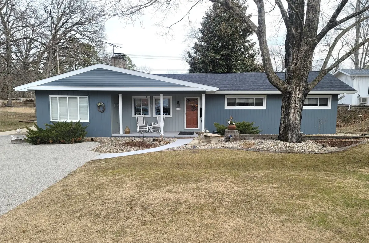 1110 N Franklin Street, Salem, IL 62881 - #1