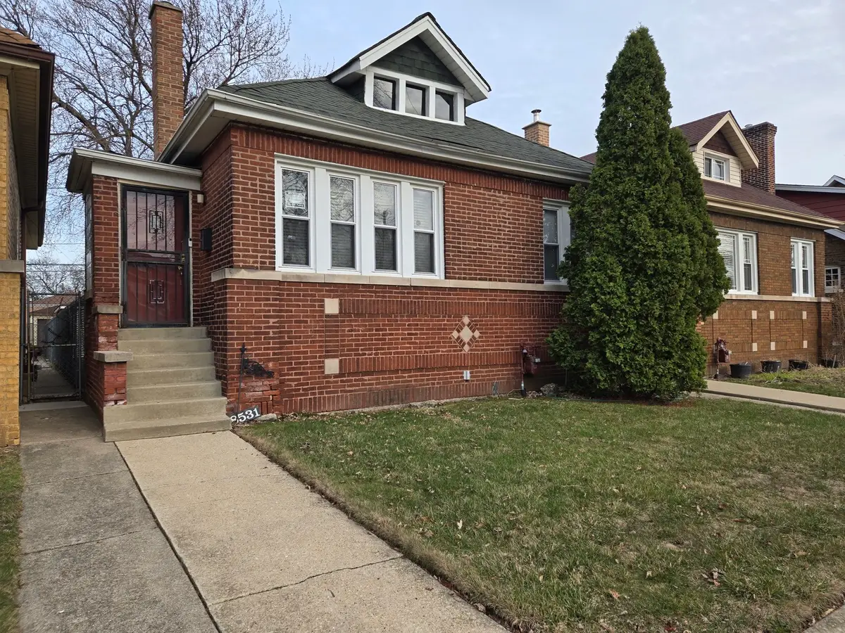 8531 S Euclid Avenue, Chicago, IL 60617 - #1