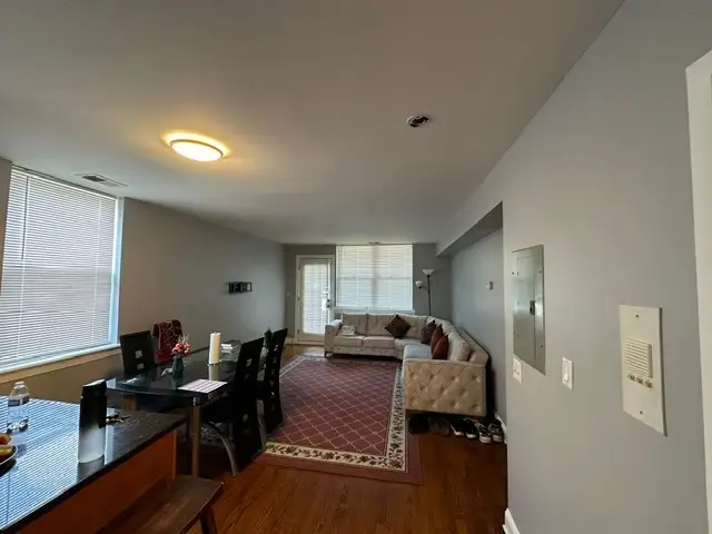 Address Withheld By Seller, Chicago, IL 60645 - #2