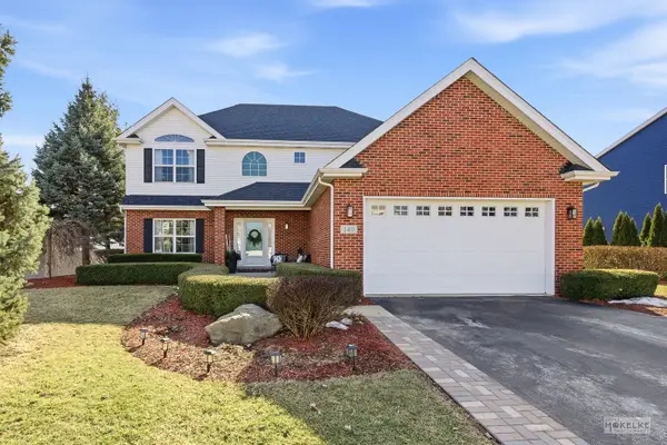 149 N Willowwood Drive, Oswego, IL 60543