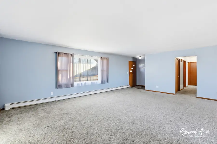 209 E 3rd Street, Aroma Park, IL 60910 - #3