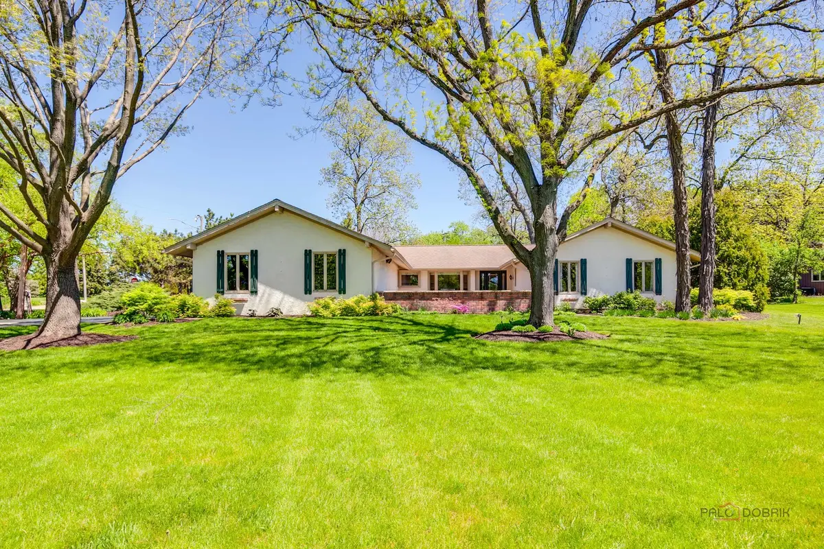 2 Acorn Drive, Hawthorn Woods, IL 60047 - #1