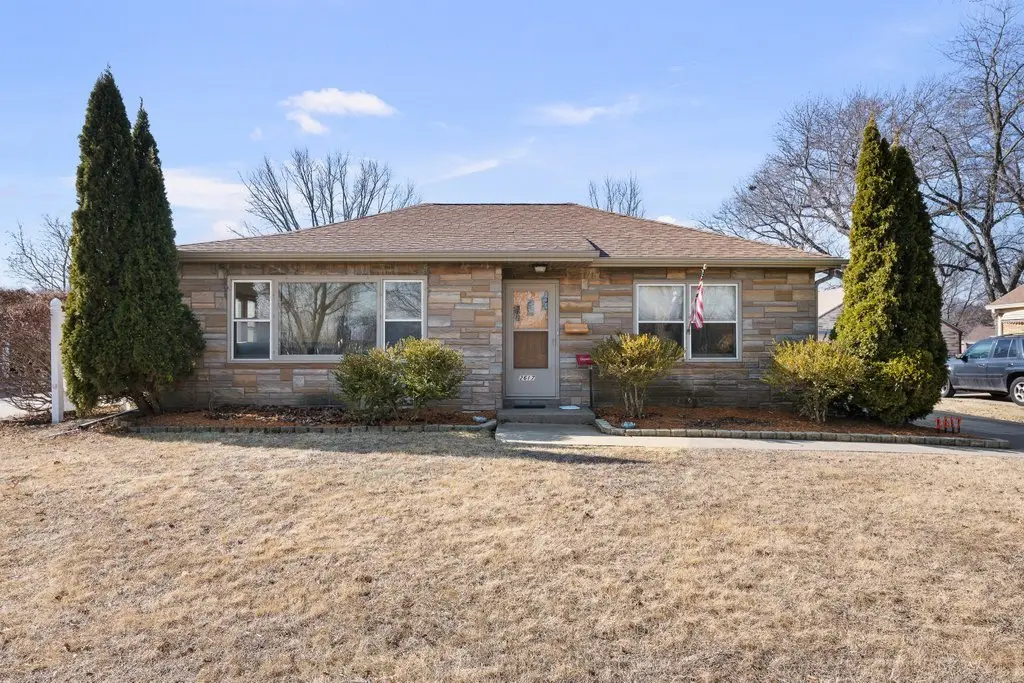 2617 19th Street, Moline, IL 51265 - #1