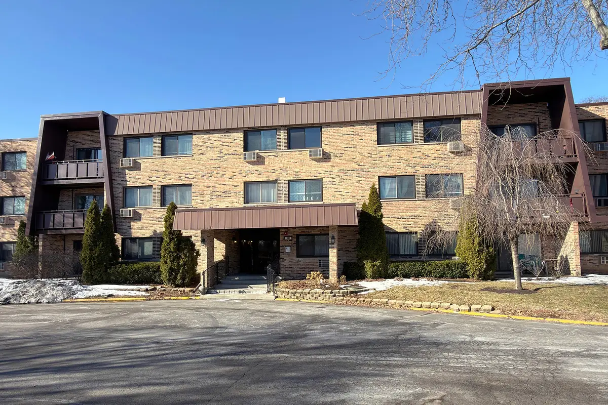 1205 E Hintz Road #208, Arlington Heights, IL 60004 - #1