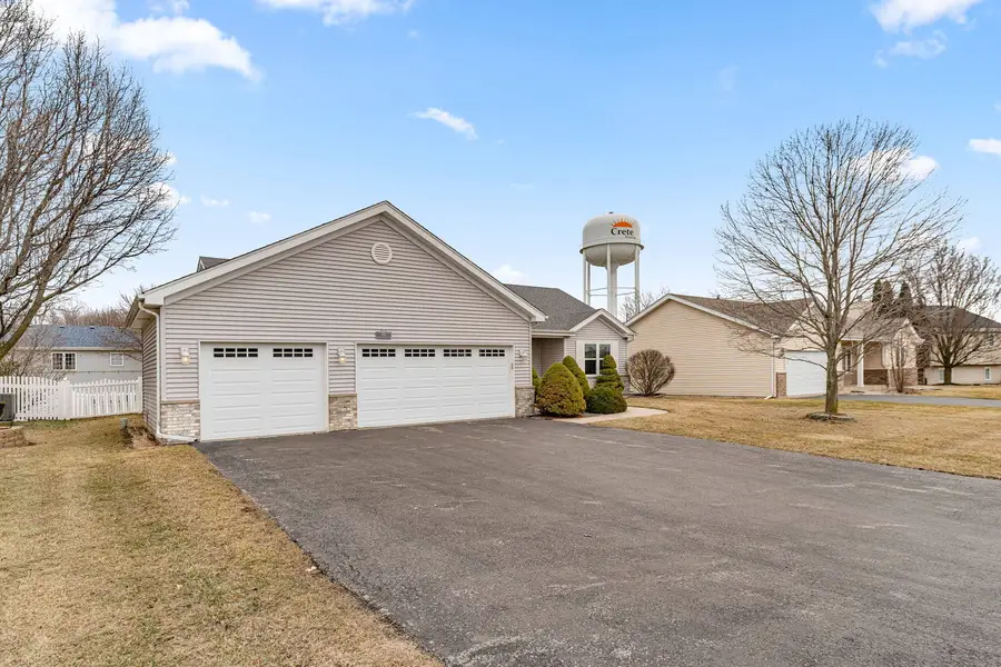 855 Yorkshire Terrace, Crete, IL 60417 - #2