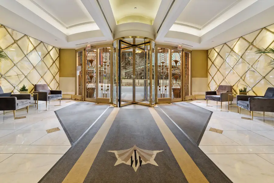 Address Withheld By Seller, Chicago, IL 60611 - #2