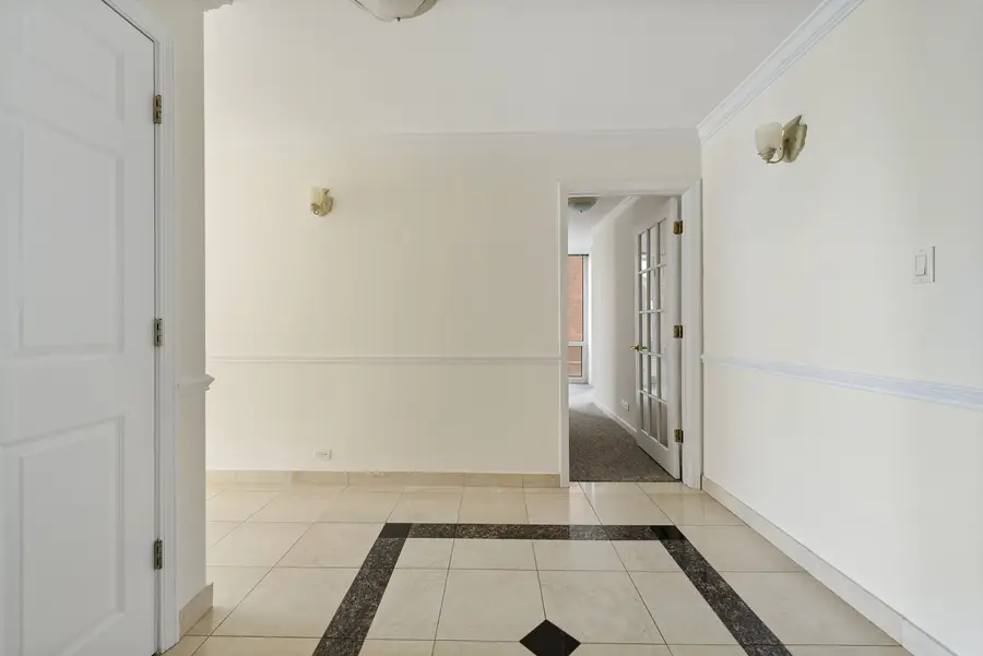 Address Withheld By Seller, Chicago, IL 60611 - #3