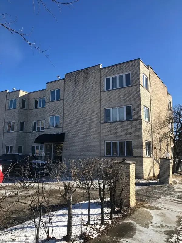 941 N Northwest Highway #3B, Park Ridge, IL 60068