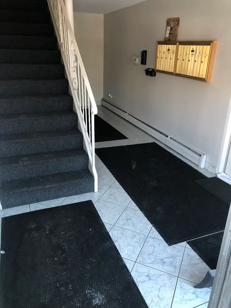 941 N Northwest Highway #3B, Park Ridge, IL 60068 - #3