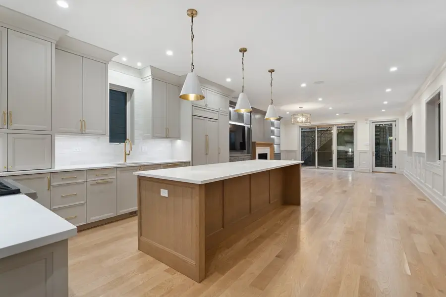 2023 W Augusta Boulevard #1W, Chicago, IL 60622 - #2