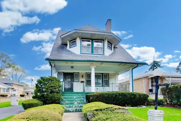 411 S 16th Avenue, Maywood, IL 60153