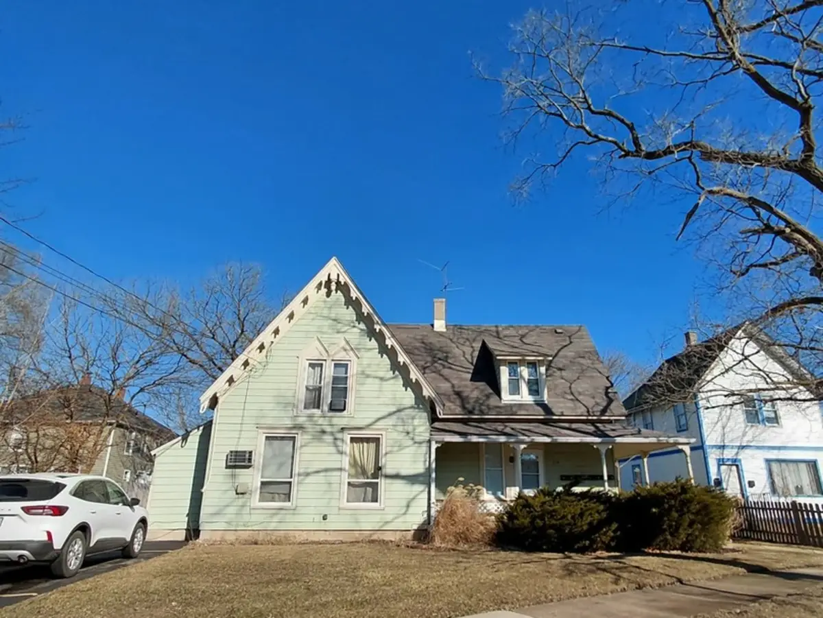 714 Glen Rock Avenue, Waukegan, IL 60085 - #1