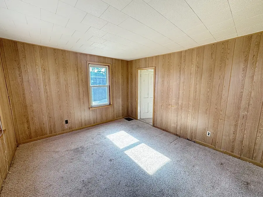 108 S Yates Street, Alpha, IL 61413 - #3