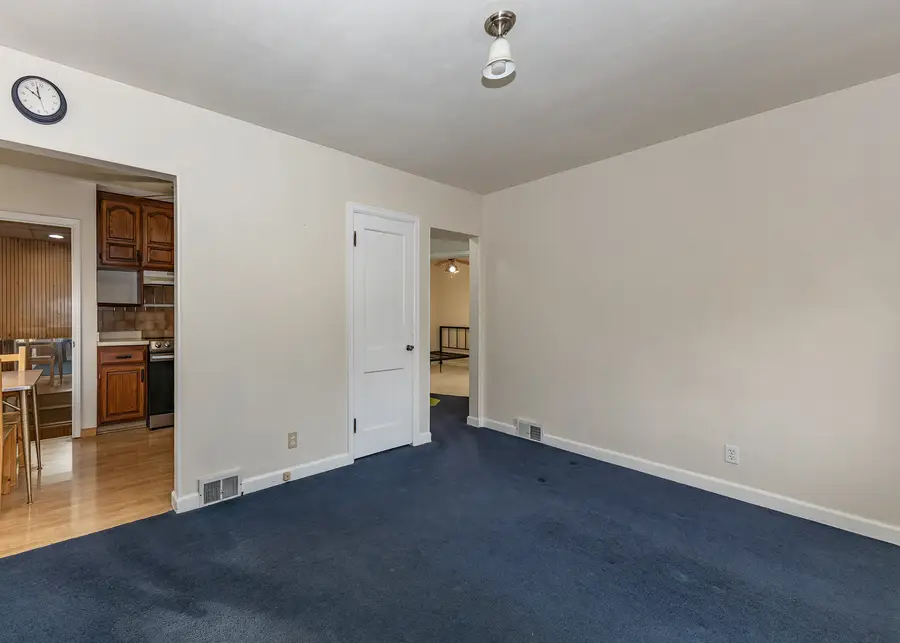 1517 W 38th Street, Davenport, IA 52806 - #2